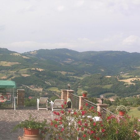 B&B La Terrazza Del Subasio อัสซิซี ภายนอก รูปภาพ