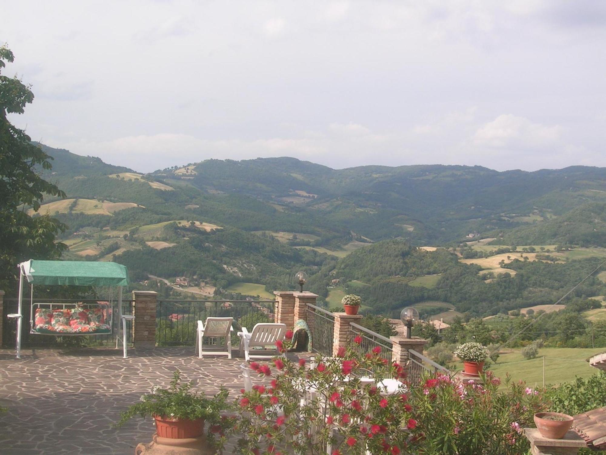 B&B La Terrazza Del Subasio อัสซิซี ภายนอก รูปภาพ