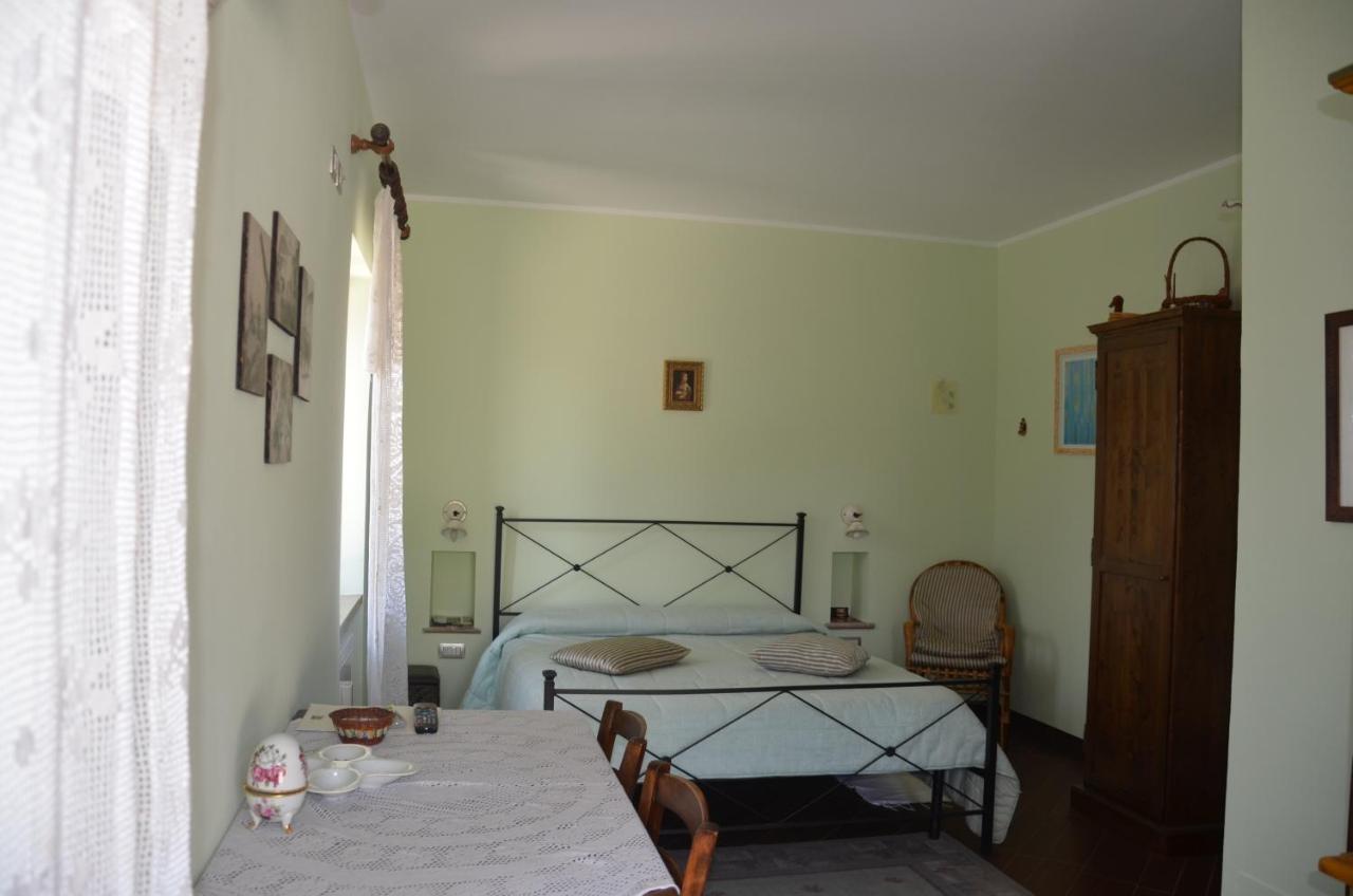 B&B La Terrazza Del Subasio อัสซิซี ภายนอก รูปภาพ